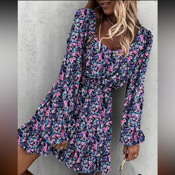 Unbranded Dresses & Skirts - NEW, Long sleeve Floral dress size Large